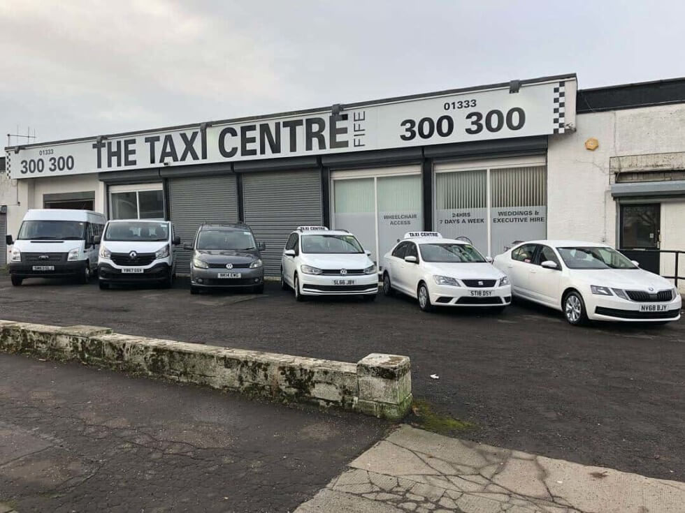 The-Taxi-Centre-Fife-e1553724799586 (1) Snowboarding